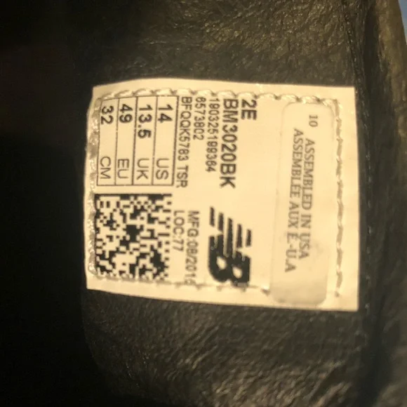 Size 14 New Balance Men's BM3020BK Chukka Boot Black - Picture 6 of 6